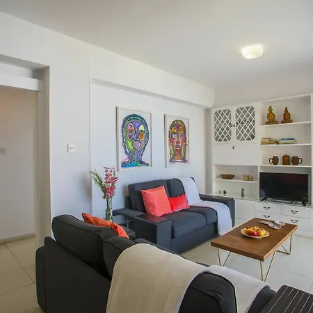 Lamk1 Mackenzie Atalanta - Two Bedroom Apartment, Sleeps 4 Apartment *